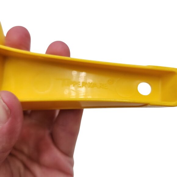 Tupperware yellow Colander Set Of 2 Strainers - Picture 3 of 3